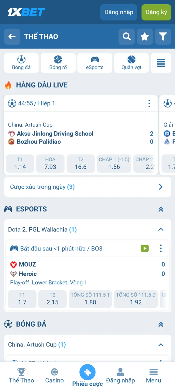 Khởi động ứng dụng 1xbet và đặt cược thời gian thực.